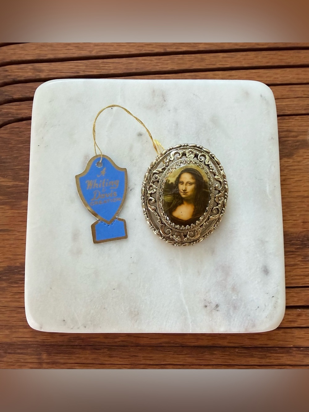 Whiting & Davis Mona Lisa Krewe Of Moslem 1972 Mardi Gras Vintage Brooch!